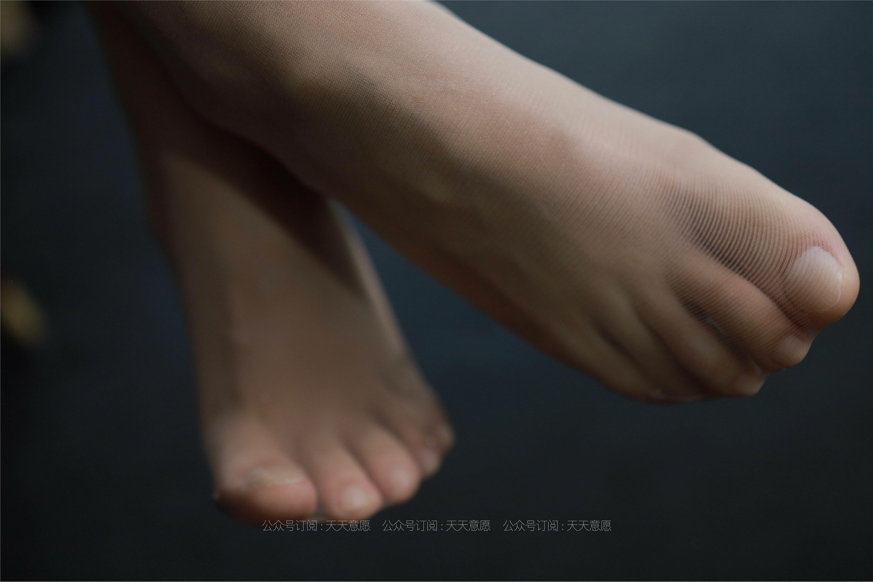 IESS异思趣向  2021.08.11 丝享家886：婉苹《最美女职员》